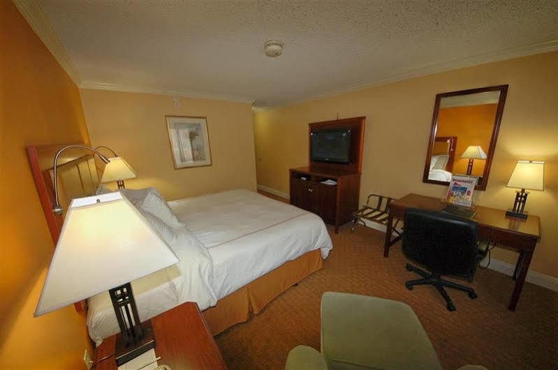 Best Western Richmond Suites H 巴吞鲁日 外观 照片