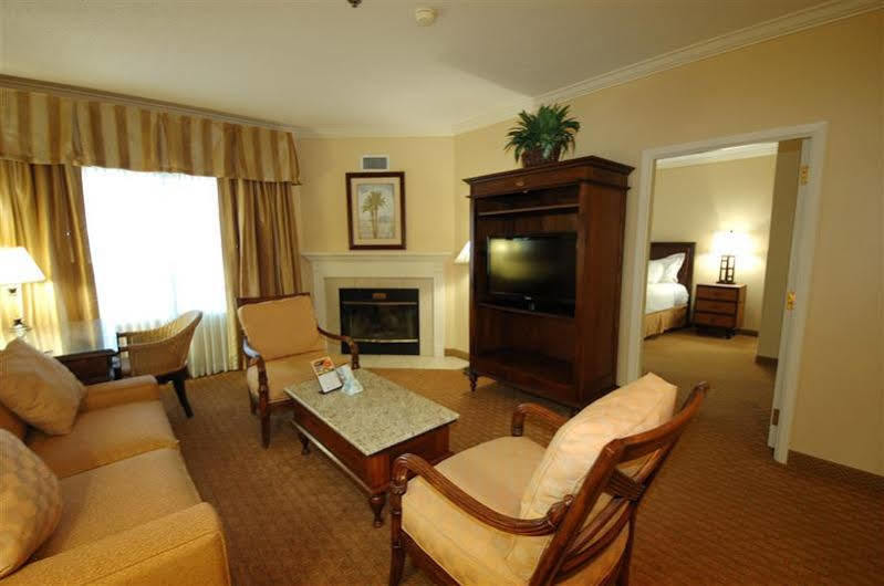 Best Western Richmond Suites H 巴吞鲁日 外观 照片